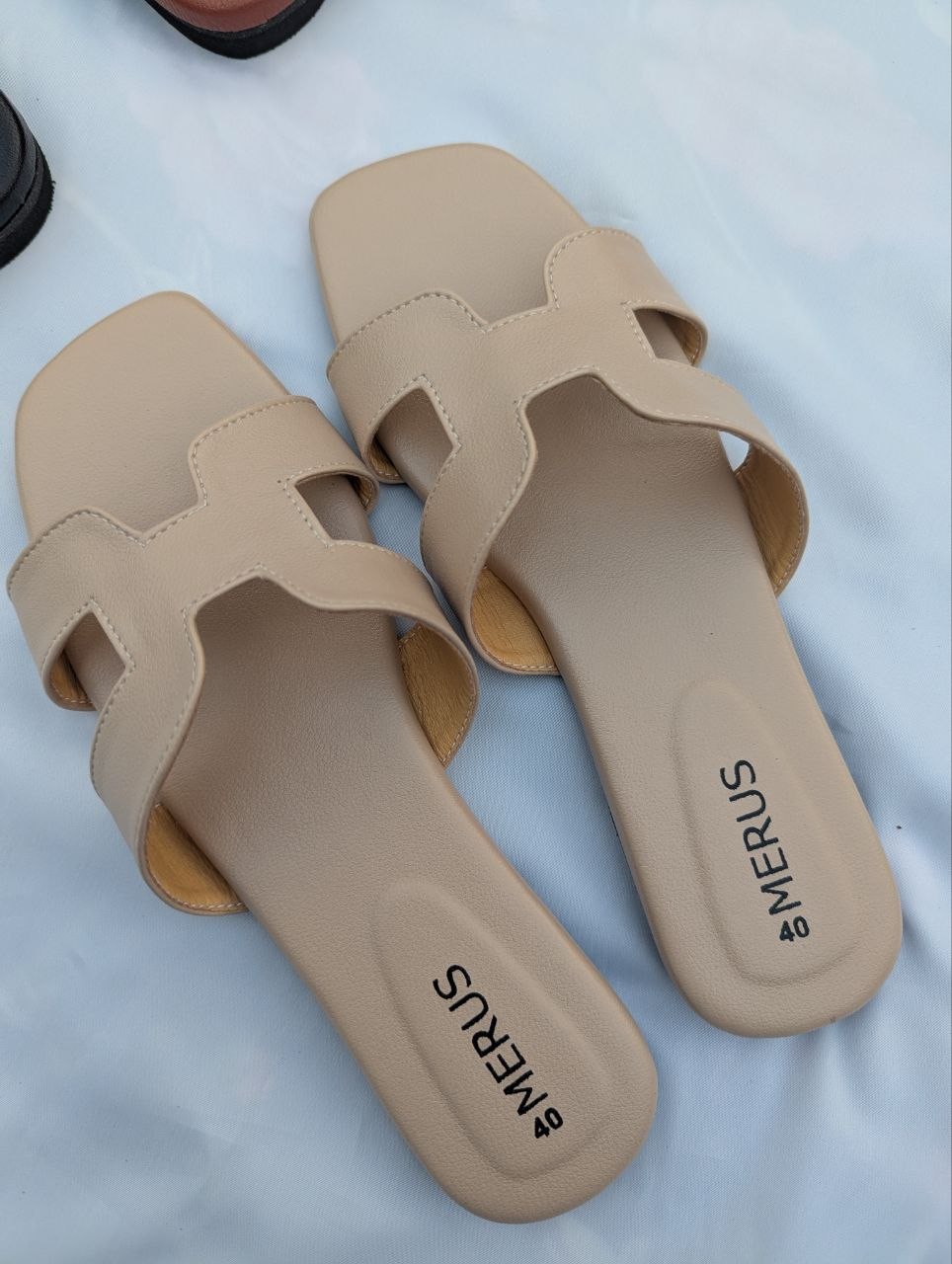 Premium H shape sandal